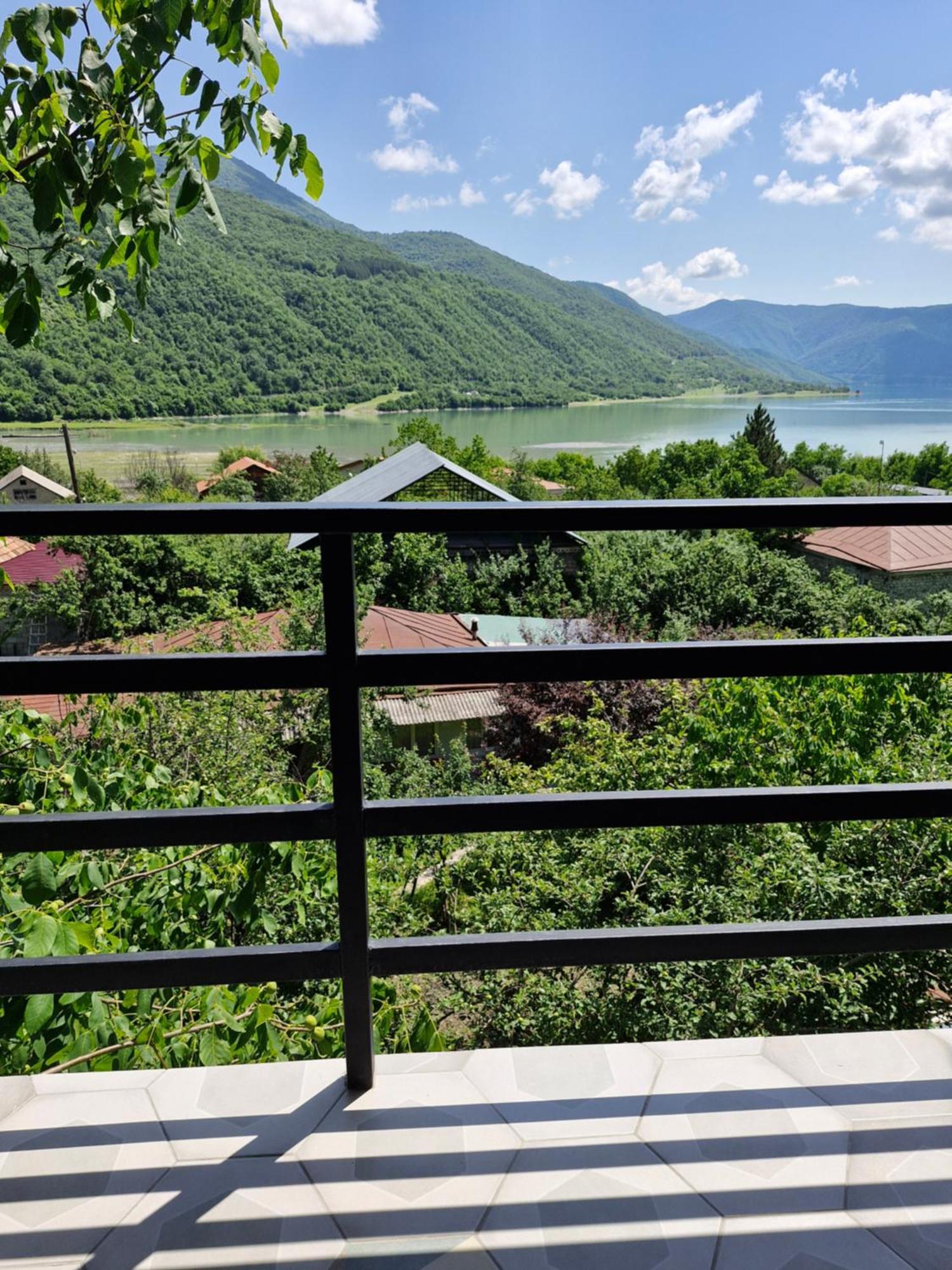 Ananuri Veranda- Hotel Guest House Exterior photo